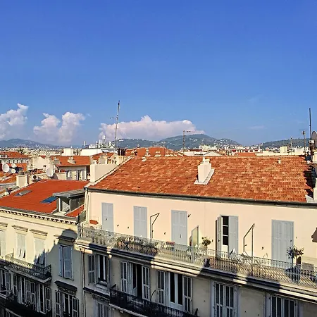 Nestor&jeeves - Chaise Bleue - - Near Lejlighed